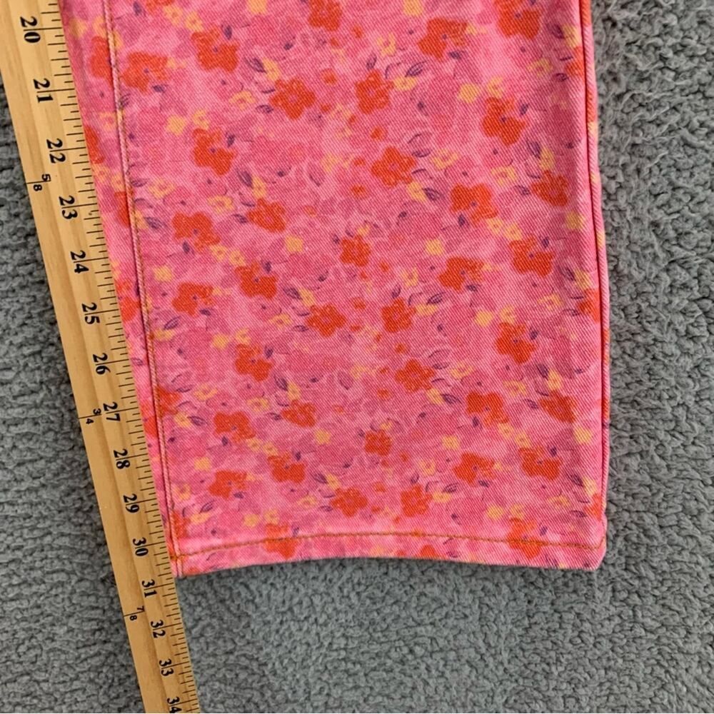 BDG Urban Outfitters High-Rise Flare Women's Jeans NWT - Size: 28 - Picture 12 of 15